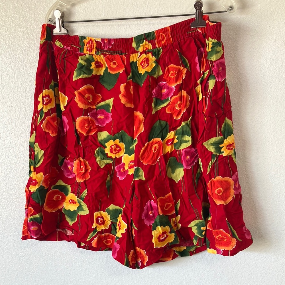 FINAL MARKDOWN Bobbie brooks tropical looking shorts 2x